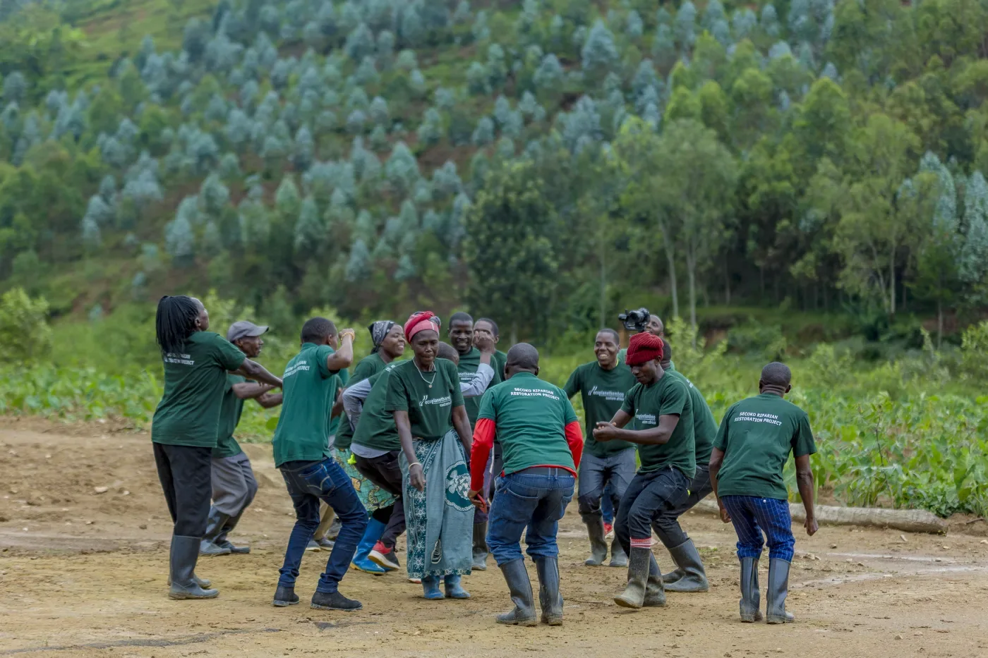 The Rwanda field team together at the end of a planting day